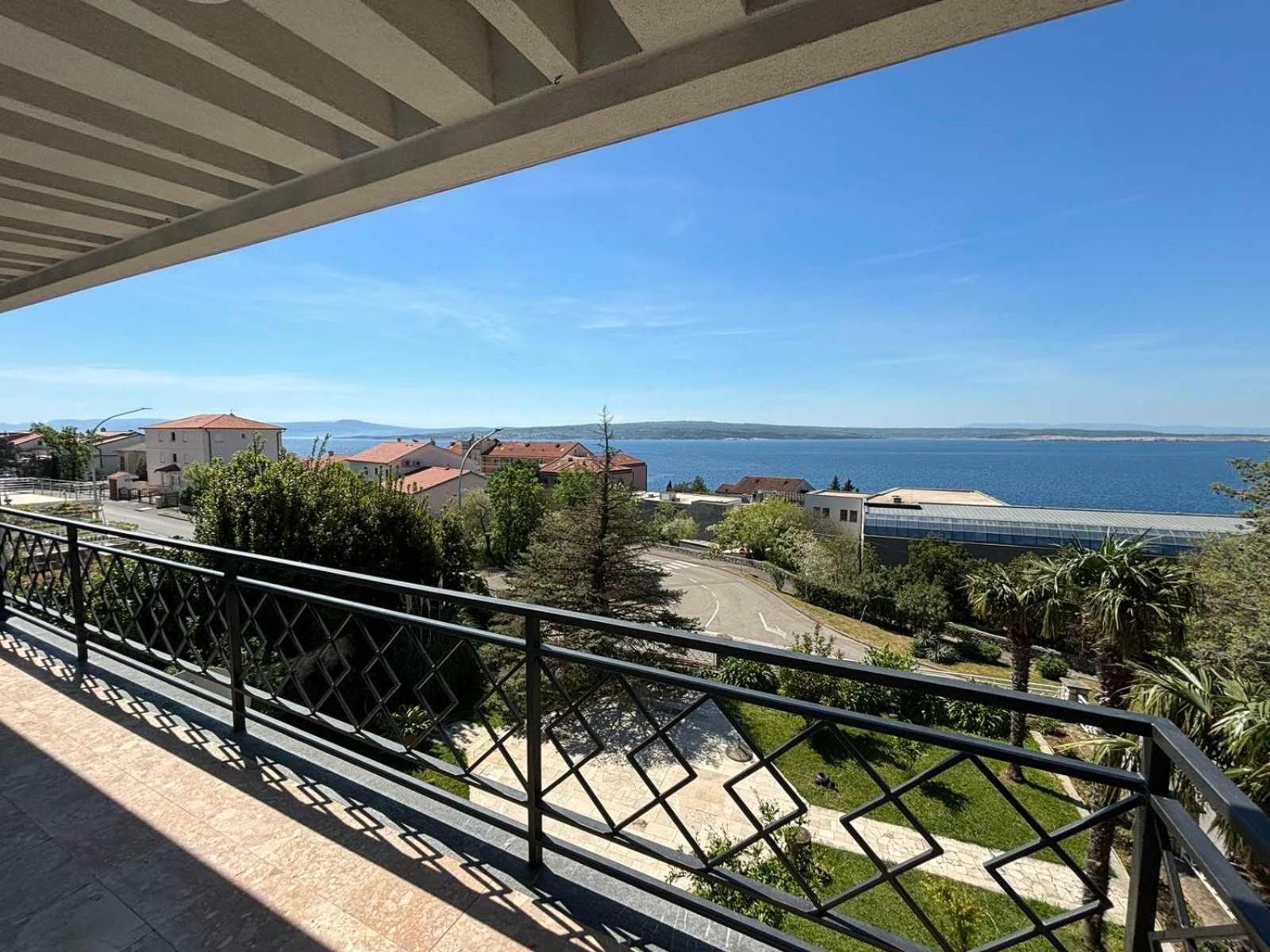 Helen Apartments Crikvenica Luaran gambar