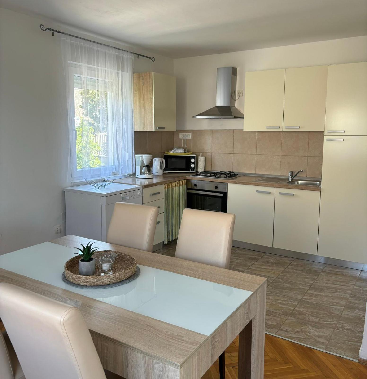 Helen Apartments Crikvenica Luaran gambar