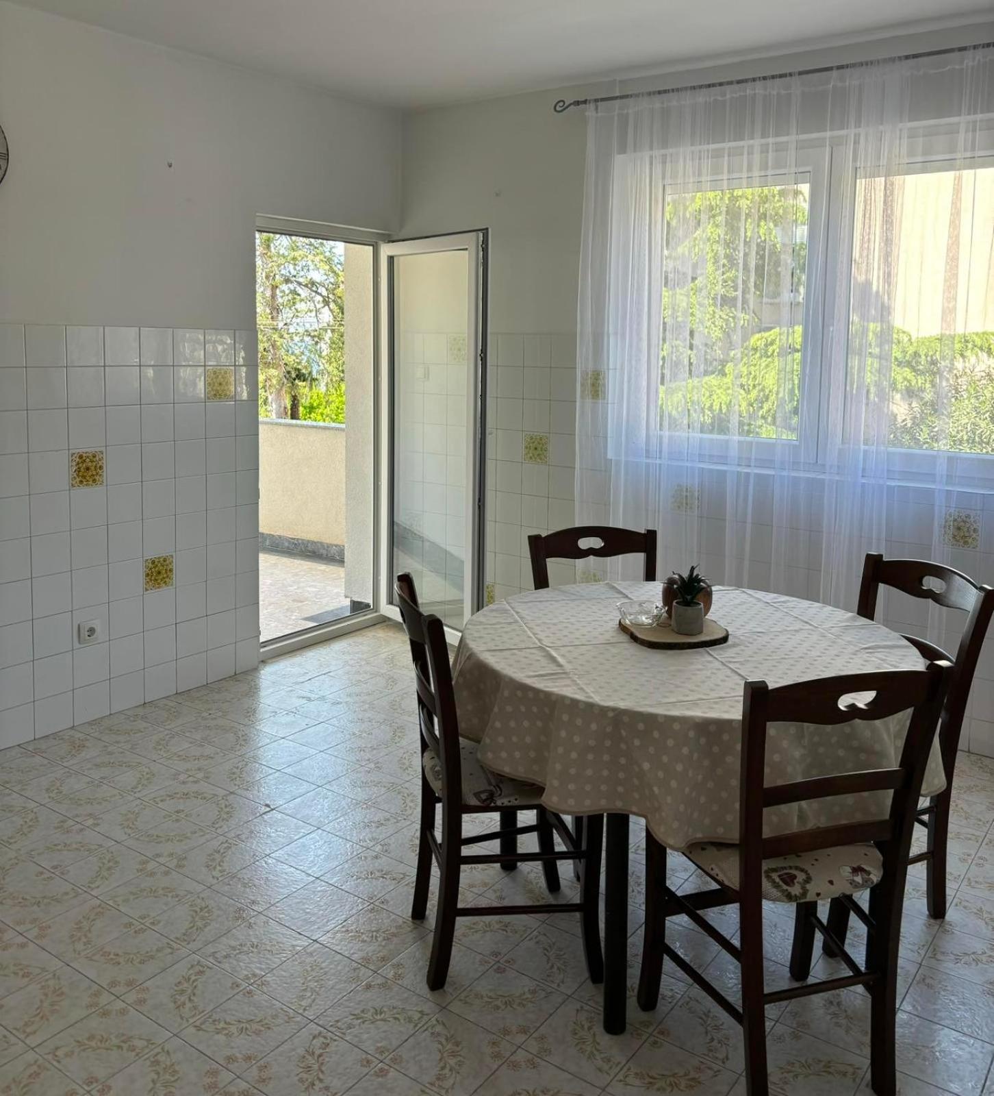 Helen Apartments Crikvenica Luaran gambar