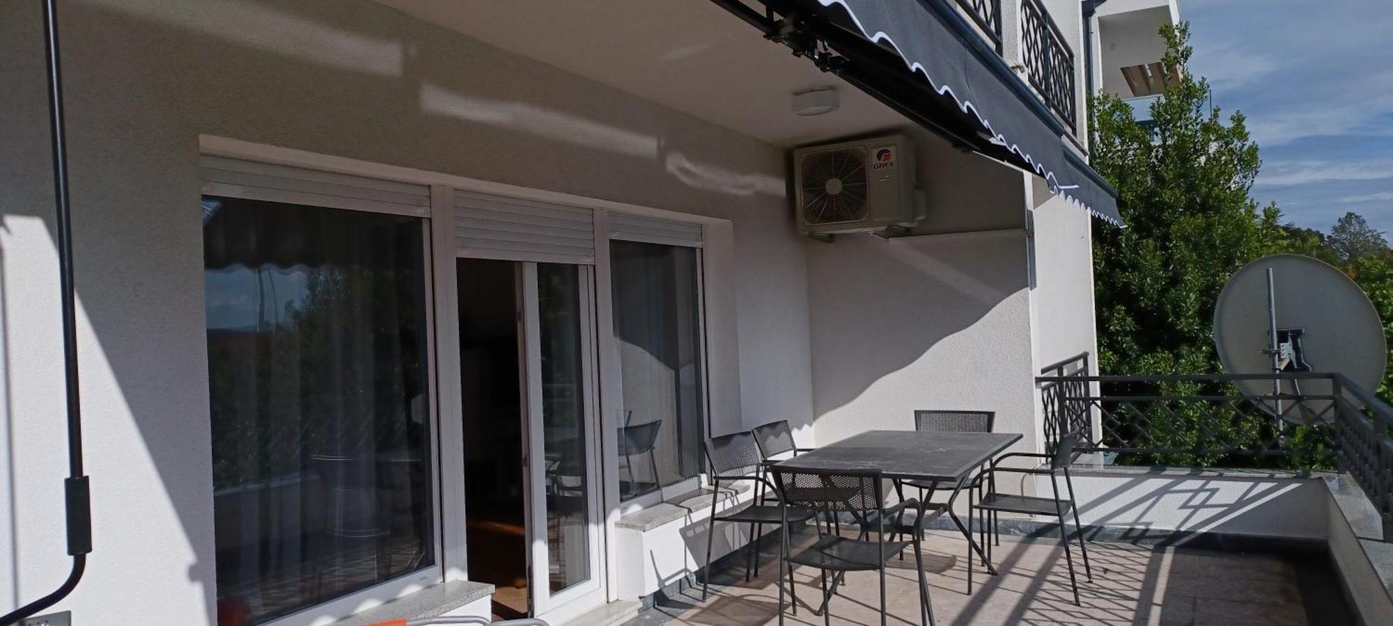 Helen Apartments Crikvenica Luaran gambar